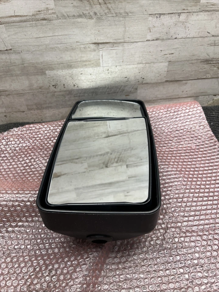 Nuevo camión Rosco 715IOGH espejo Navistar International ZR715IOGH Foto 3 de 4