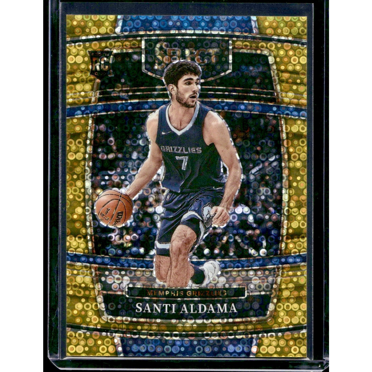 2021-22 Panini Select #64 Santi Aldama Gold Disco Prizms #/10