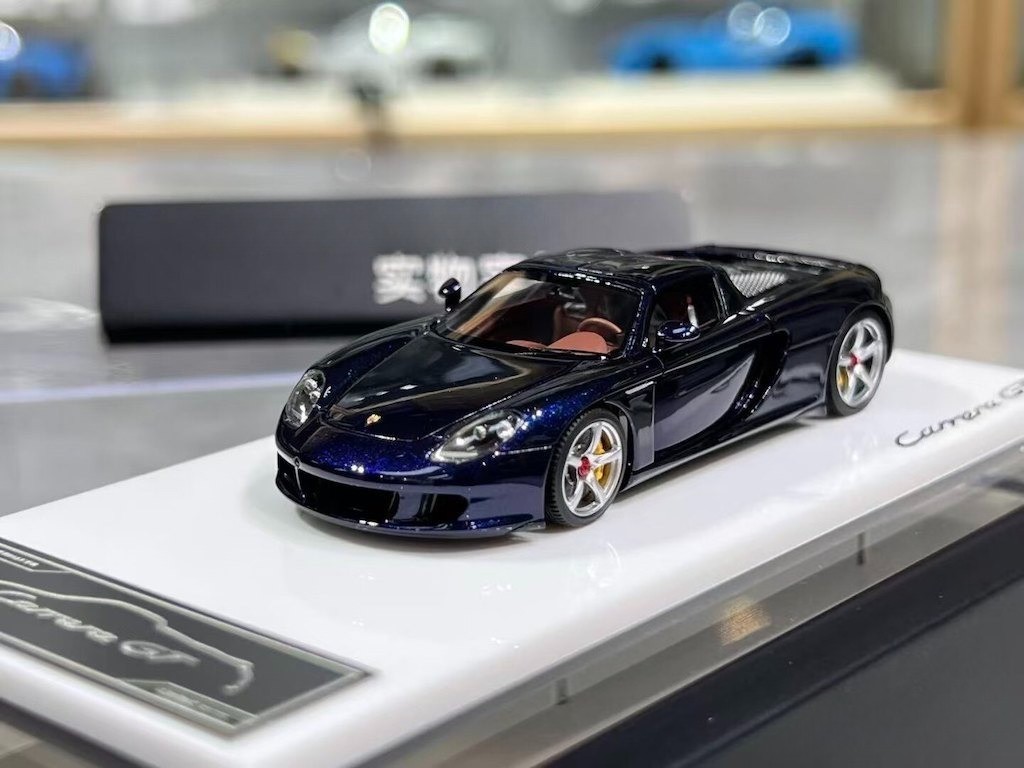 EY Deepmaker 1:64 Midnight Blue Carrera GT Sport Model Diecast Resin Car