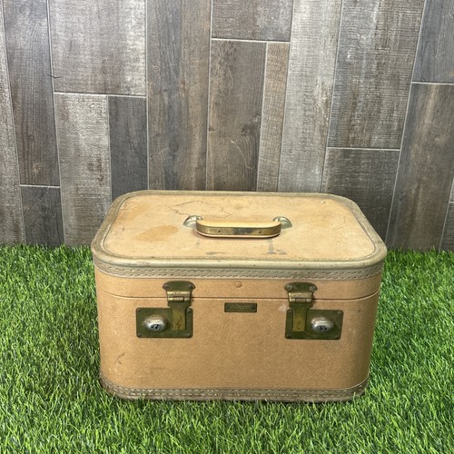 Vintage JC Higgins Suitcase Train Case Luggage Tan No Key Sears USA
