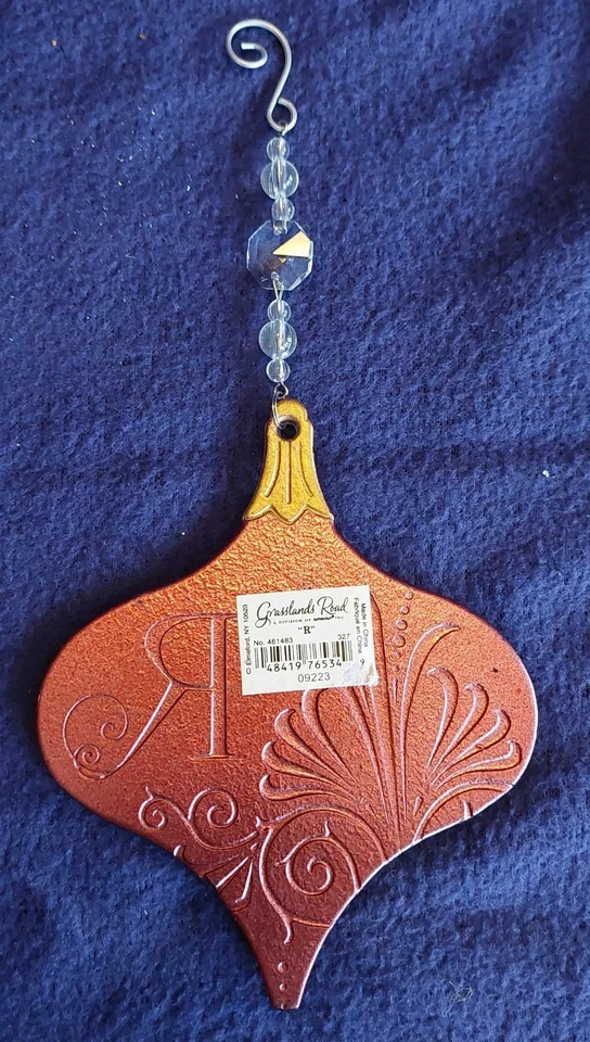 Amscan Grasslands Road Adorno de Navidad Vidrio Rojo Monograma Letra R Vidrio Dorado Foto 2 de 4