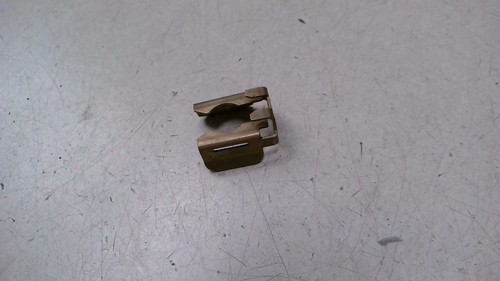 1 Stk Halteklammer Halter Halterung Einspritzventil Opel Corsa 1.4 16V D 2674129