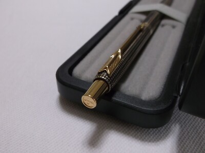 PARKER CLASSIC STERLING SILVER BALLPOINT PEN & GOLD TRIM / NEW IN