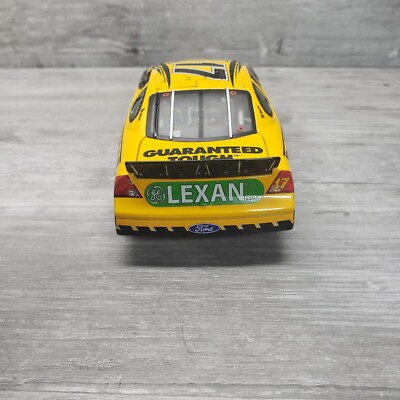 Calibre Équipe Mat Kenseth #17 Dewalt 2001 Ford Taurus 1:24 Moulé Sous