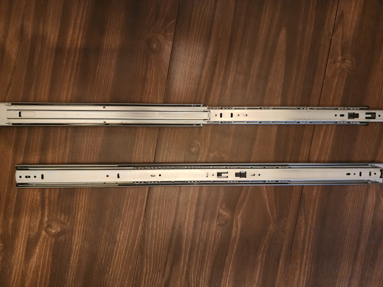 Pair of Knape & Vogt KV8400B28 28 in Full Extension Drawer Slides - Anochrome