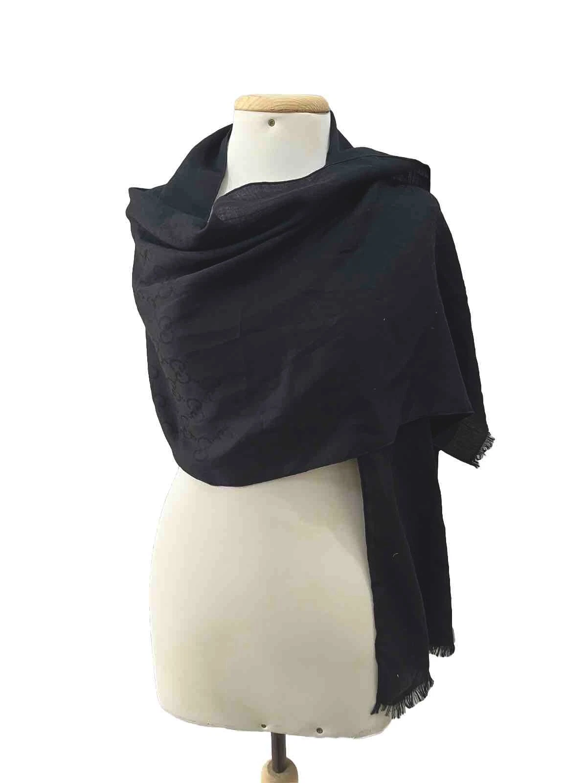 Foulard Écharpe Gucci Monogramme , Scarf Gucci Monogram 180 cm*48 cm