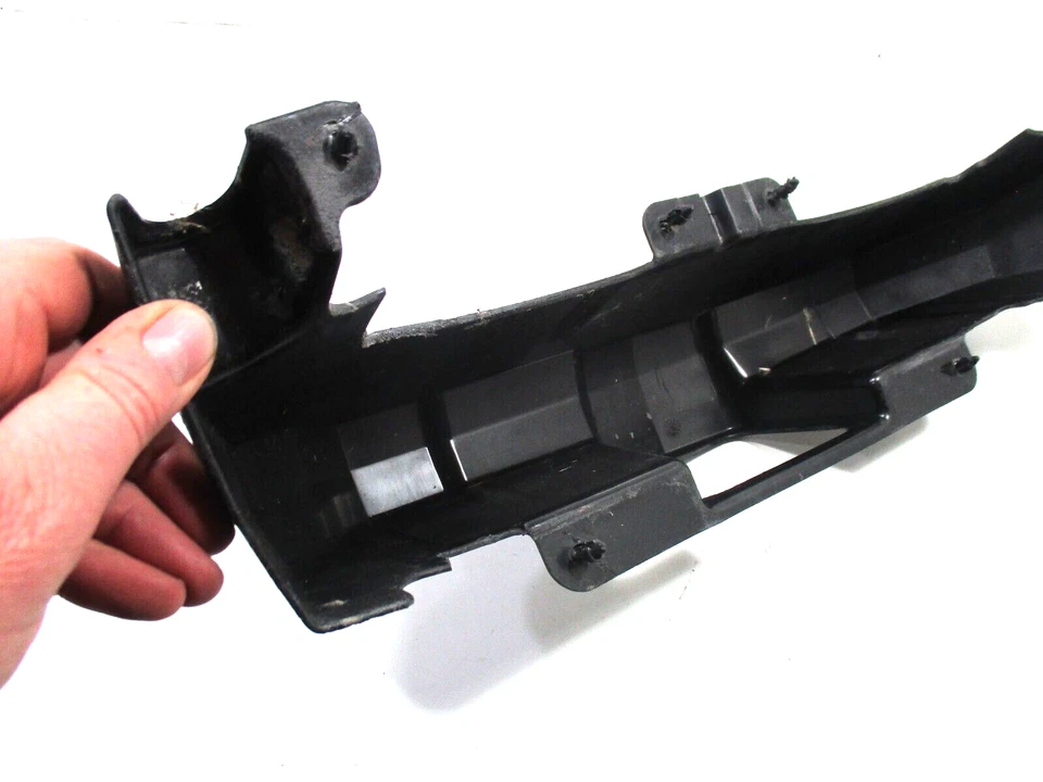 Cubierta de plástico de luz trasera OEM POLARIS 2008 DRAGON IQ 700 Foto 3 de 4