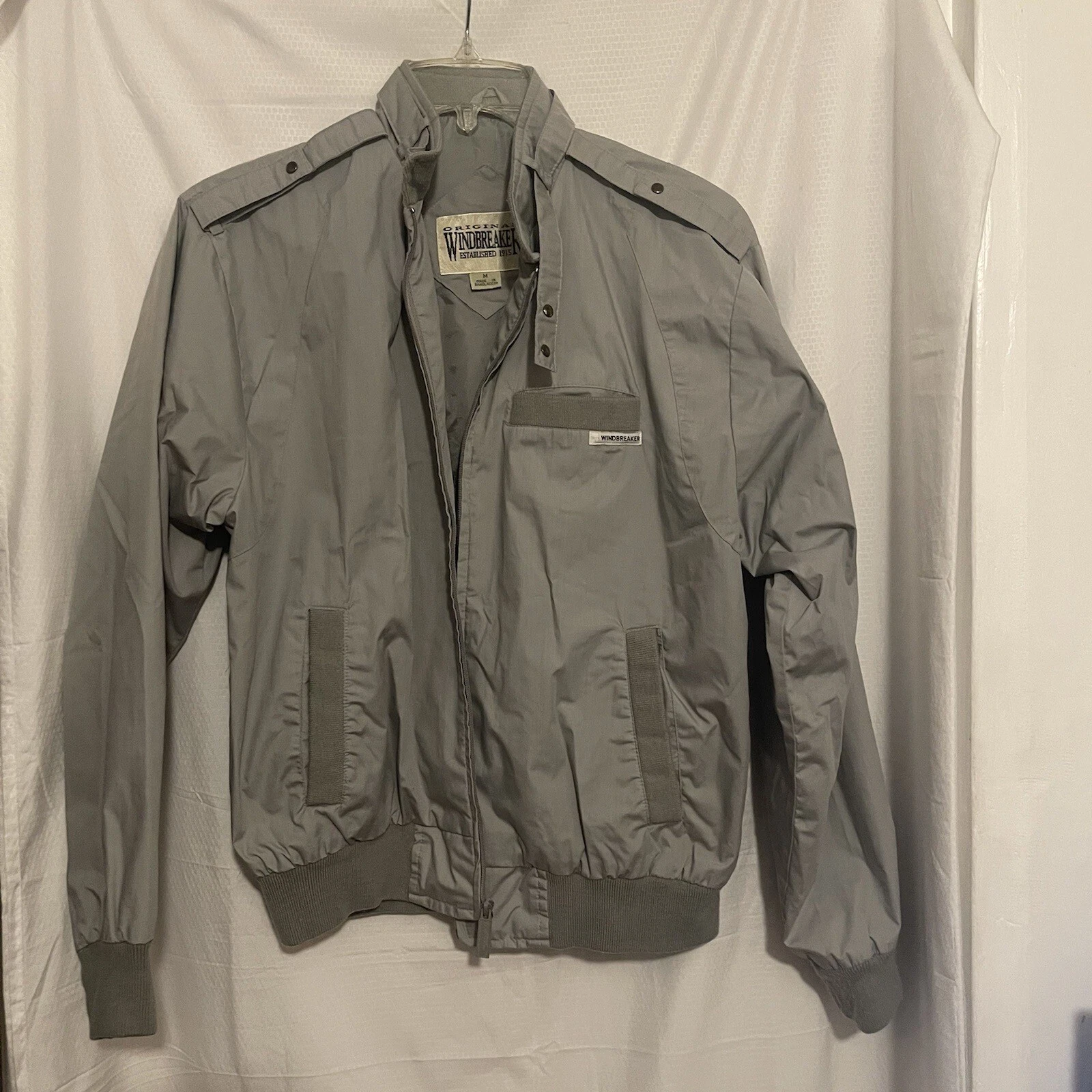 Original In Windbreaker Jacket Mens M Grey Lightweight Full Zip
Opens in a new window or tab