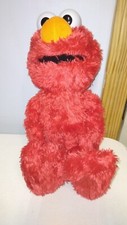 Sesame Street LOVE TO HUG Elmo 14  Talking Laughing Plush English and Spanish