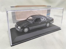 MINICHAMPS 1/43 Saloon 1993 Blue Black Met Mercedes E-Class Minicar