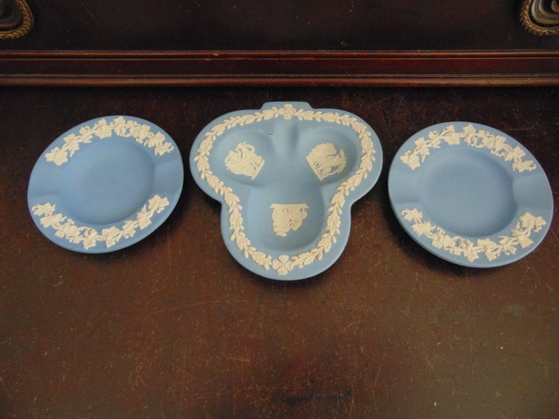 Set of 3 Wedgwood Jasper Blue & White Small Dishes Trinket Plate Ashtrays