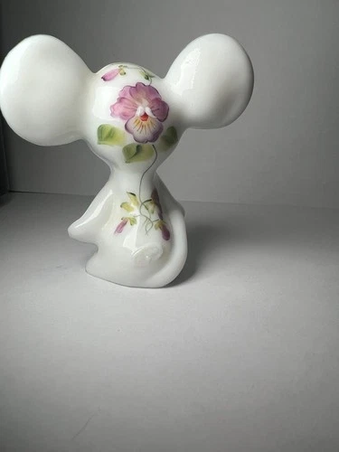 Vintage Fenton White Mouse Figurine Handpainted Signed Purple Eyes