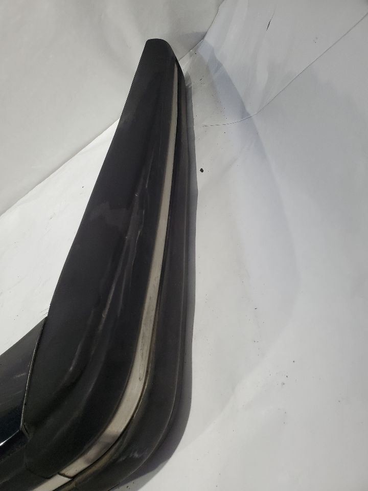 1991 Bentley Turbo R OEM Rear Bumper Assembly Has A Few Scratches