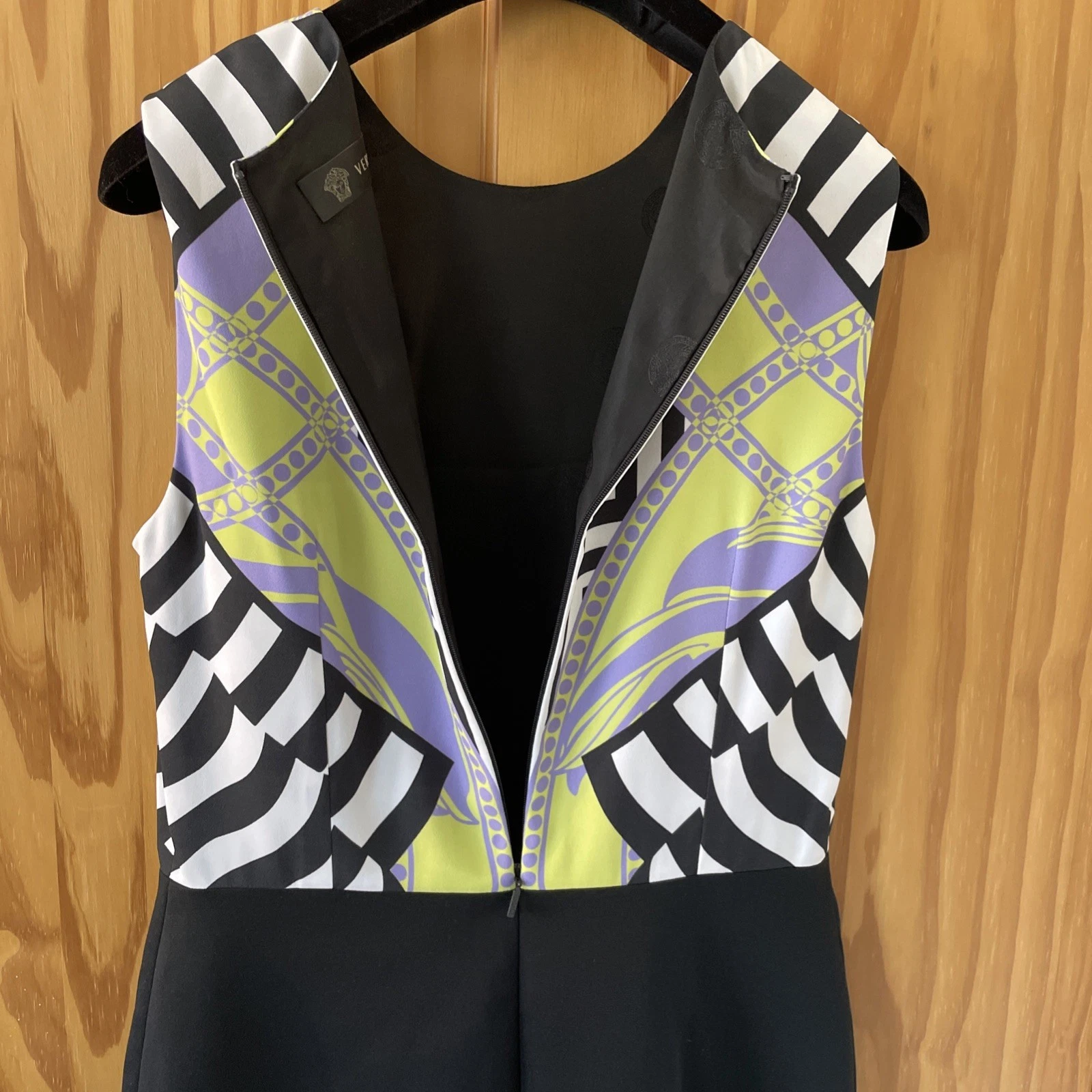 Abito smanicato GIANNI VERSACE Medusa ITALIA TG 44. Ottime condizioni