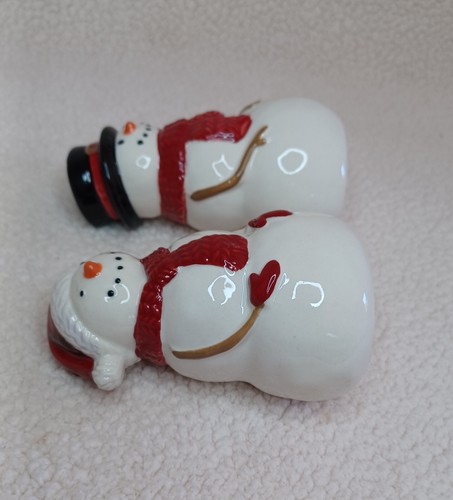 St. Nicholas Snowman Salt & Pepper Shakers Set Mr. & Mrs. Christmas Decor - Picture 13 of 14