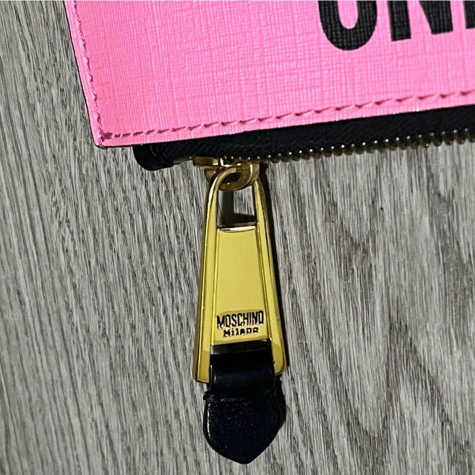 MOSCHINO Couture! Bolsa con cremallera de oso de peluche de cuero rosa Milano Foto 4 de 4