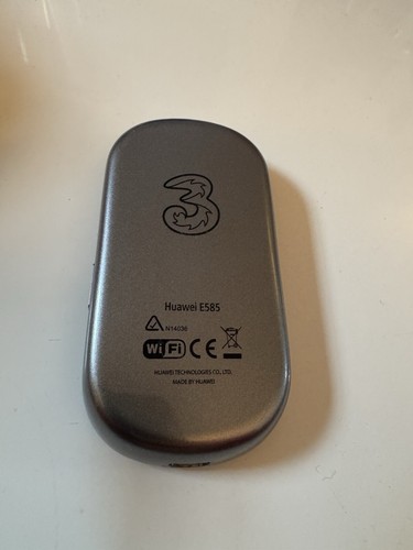 Three- HUAWEI E586 3G WIRELESS MODEM MOBILE WI-FI HOTSPOT ROUTER - Picture 2 of 5