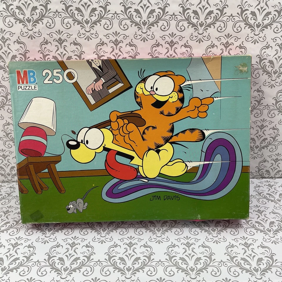 Rompecabezas Garfield & Odie MB Jim Davis 250 piezas vintage 19 7/8 x 13 7/8 Foto 2 de 4