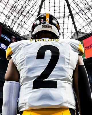 Steelers Nfl Players With The Number Justin Fields On Field Jersey