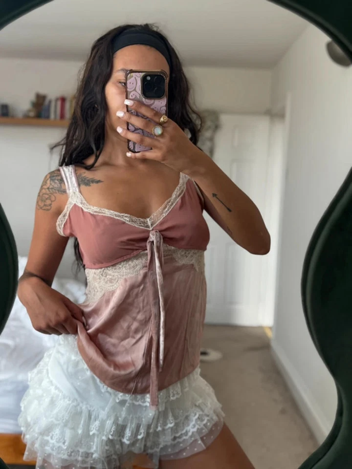 Винтажный атласный топ Y2k D&G с кружевной отделкой Fairycore - Изображение 4 из 4