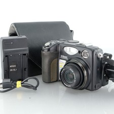 Nikon CoolPix 5400 Digital Camera 5.8-24mm f/2.8-4.6 Zoom Lens Compact Black