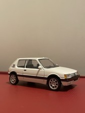Miniature Norev Peugeot 205 GTI blanc 1/54 3 inches Voiture