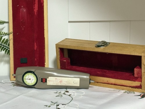 JOHN CHATILLON AND SONS MECHANICAL FORCE GAUGE SCALE IN BOX - Picture 18 of 22
