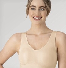 Hanes Women's Invisible Embrace Pullover Bralette, Moisture Wicking-Nude/3XL