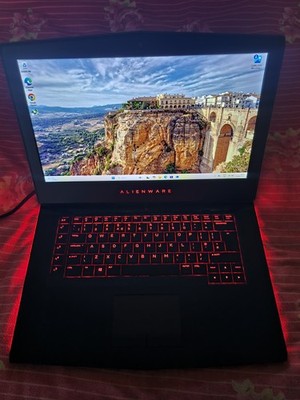 Alienware 15 R4 Gaming Laptop I7-8750H, GTX 1060, 16GB RAM, 500GB SSD