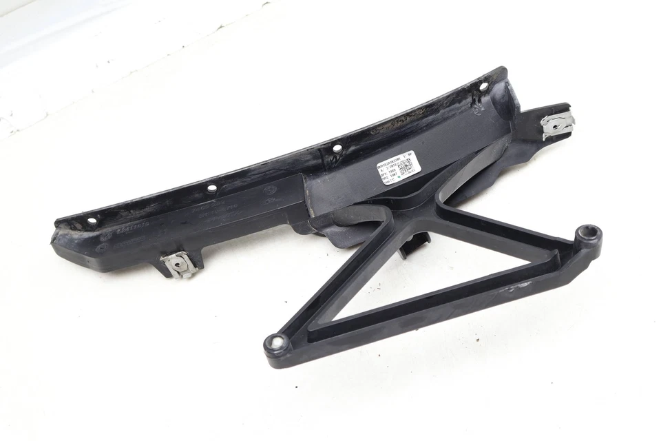 2017-2020 BMW 430I XDRIVE - Front LEFT Brake Cooling AIR DUCT 7465289 - Image 3 of 4