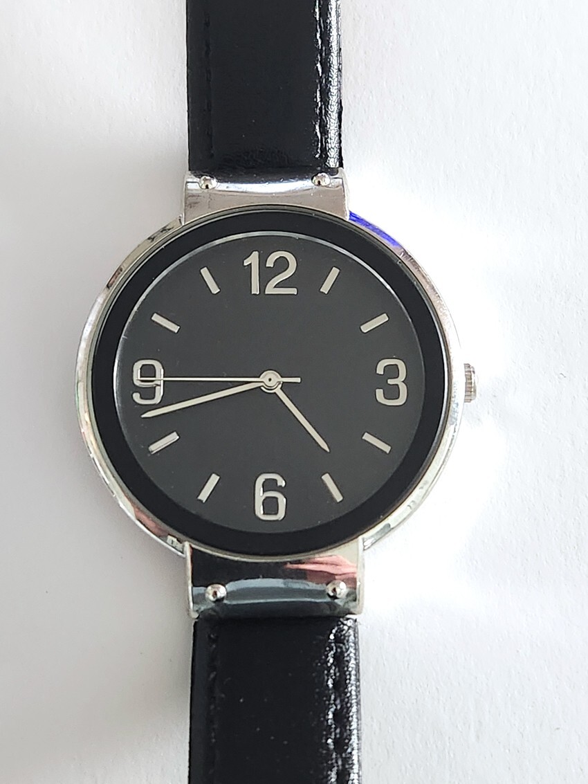 Collectible E. Gluck Corporation 78/1004 Wristwatch Y121E | eBay display picture 2