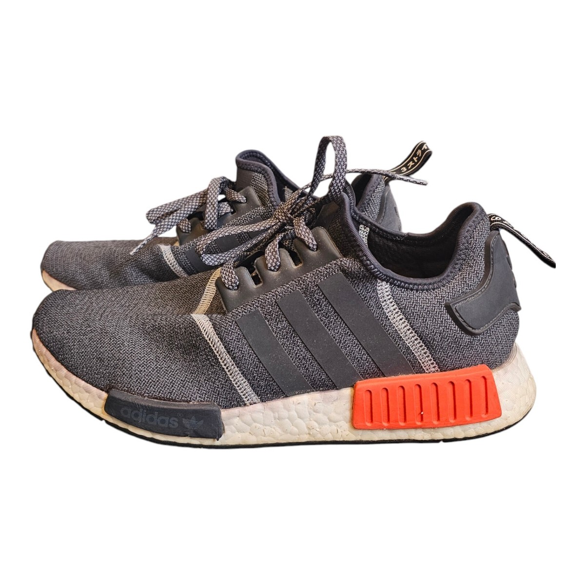 adidas nmd grey solar red