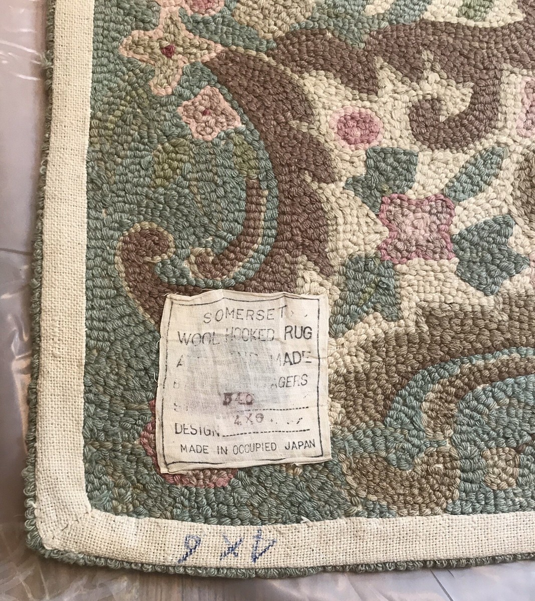 USED USA古着 大判ラグ 花柄刺繍 フリンジ マット vintage USED USA古着 大判ラグ 花柄刺繍 フリンジ マット vintage