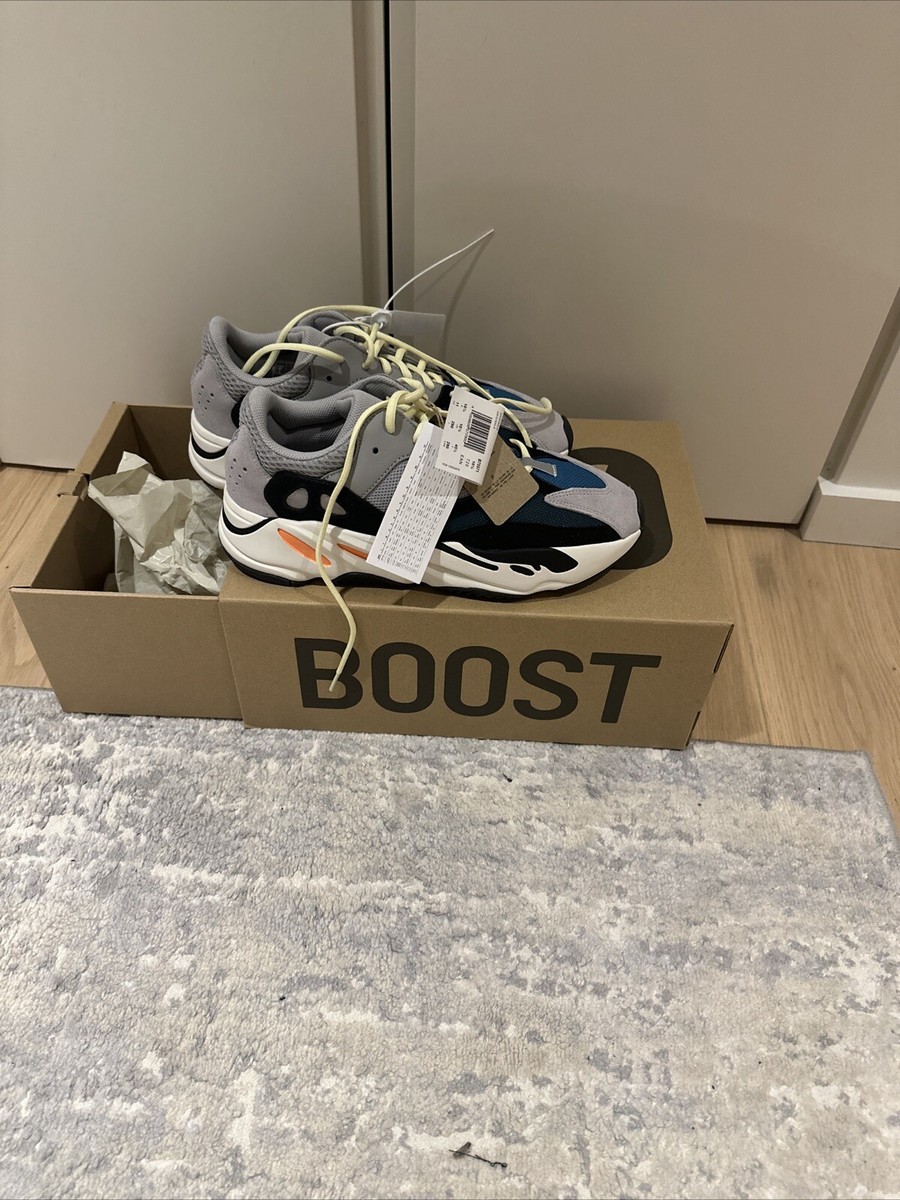 yeezy 700 wave runner 10.5