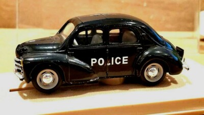 Modèle Réduit Renault 4 CV Police - Échelle 1/43 - Eligor - Neuf Dans Sa Boîte - Collection