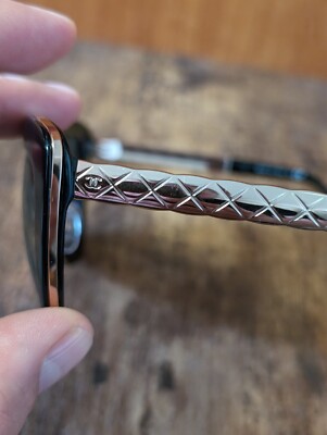 VINTAGE CHANEL 5368 C.1581/4Z OVAL ACETATE SUNGLASSES MADE