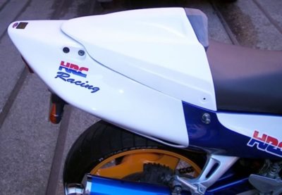 CBR1100XX カウル Honda CBR1100XX Blackbird (96-07) Solo Seat Cowl: Unpainted 11525U