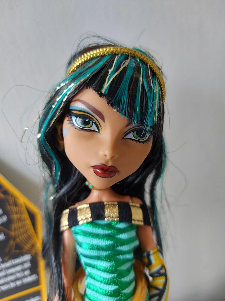 Monster High Doll Cleo De Nile Wave 1 Signature V7991 2011 Rare Black Elastics - Image 4 of 4