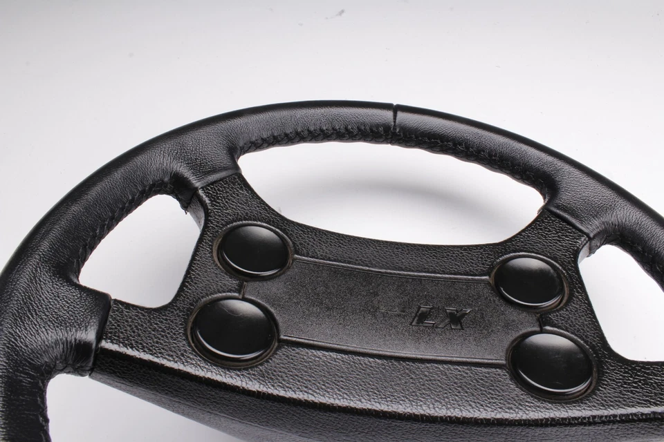 Lederlenkrad Lenkrad VW GOLF JETTA MK1 MK2 NEU LEDERBEZUG Neu Beziehen - Bild 4 von 4