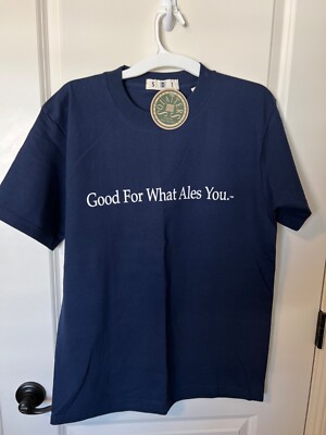 SQUATTERS NWT T-SHIRT CREW NECK MENS SMALL NAVY BLUE ALE BEER PUB BREWERY NEW