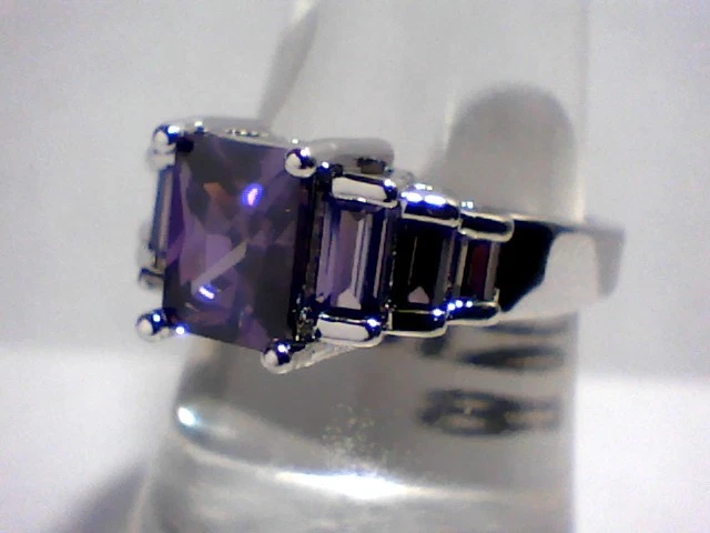 "Calidad"!!!! Hermoso Deslumbrante Amatista Púrpura 18Kt. Blanco G.F. Dama Talla 7   Foto 2 de 3