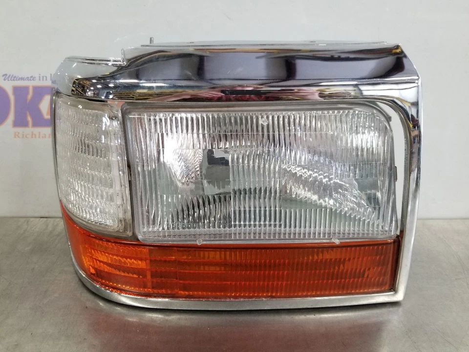 95 1995 FORD F150 XLT LÂMPADA DE FAROL DE REPOSIÇÃO ACABAMENTO CROMADO PASSAGEIRO DIREITO - Imagem 3 de 4