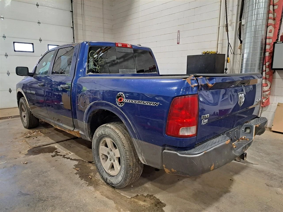 Carcasa de filtro de aire Ram1500 Sku #4281127 2011 Foto 3 de 4