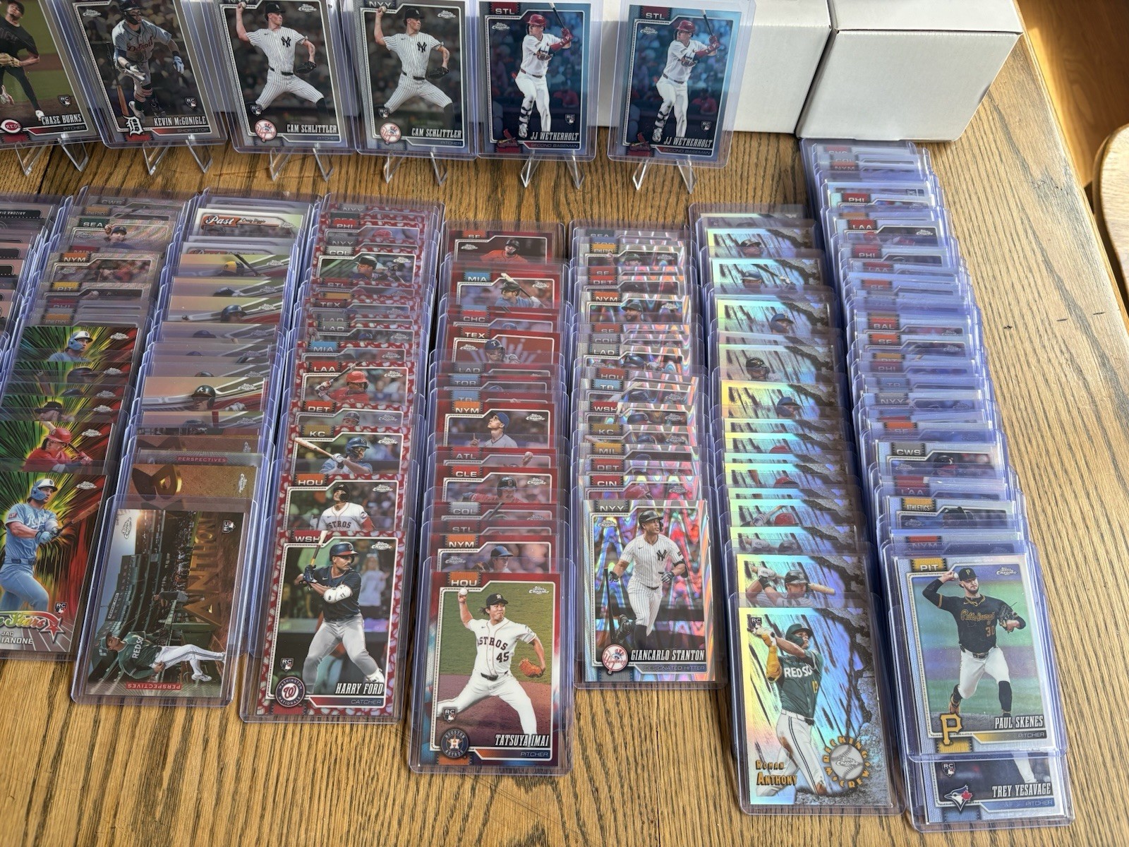 HUGE LOT 650+ 2026 TOPPS CHROME Auto / #’ed / Rookies / REFRACTORS  & MORE view 6