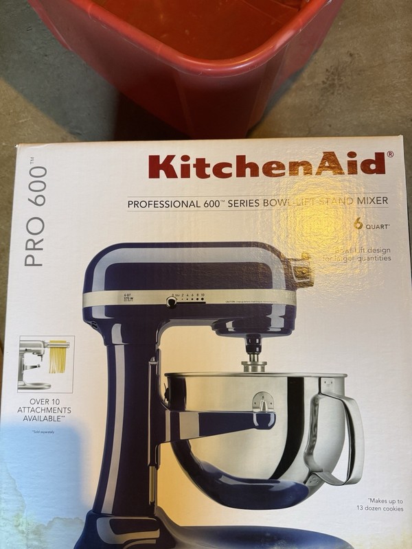 KitchenAid Artisan Series 5 Qt. Tilt-Head Stand Mixer -  NEW IN BOX