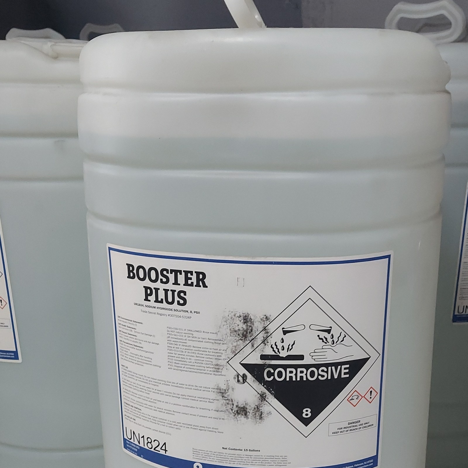 Booster Plus Liquid Cleaner Booster 15 Gallons UN1824