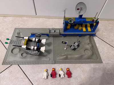 LEGO 6970 - Beta-1 Command Base - Anno 1980