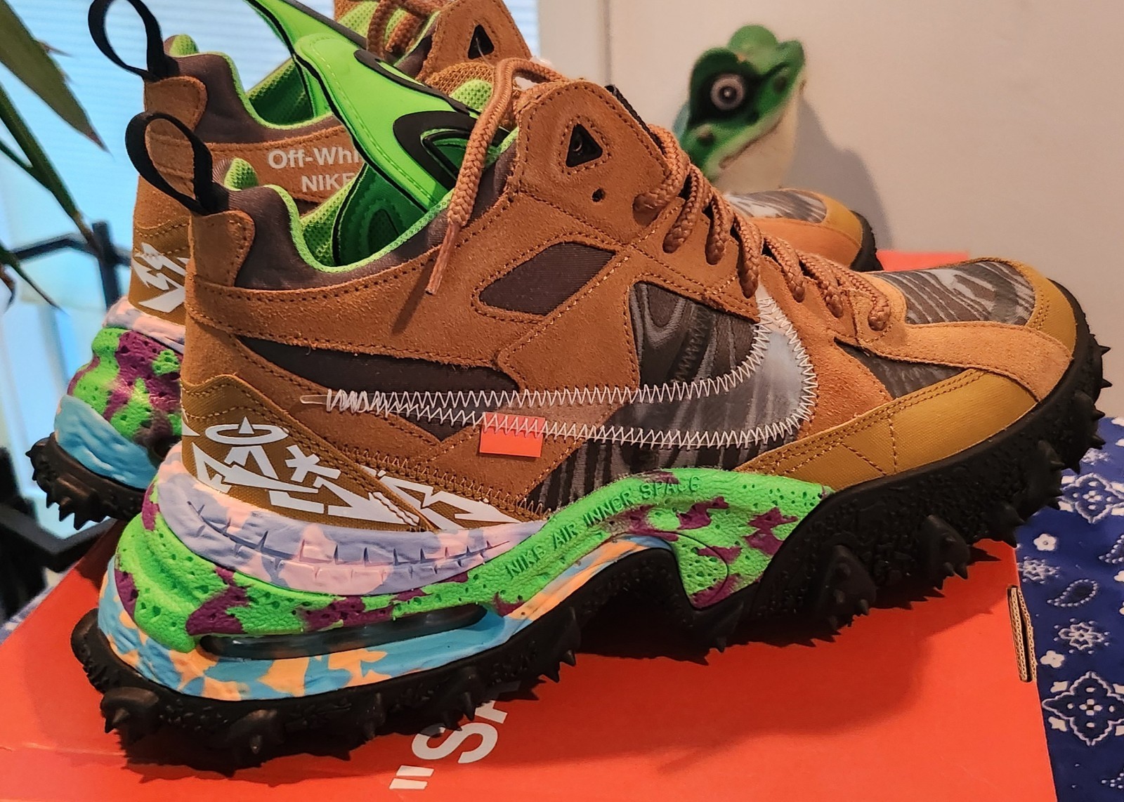 OFF WHITE X NIKE Nike x Off White Air Terra Forma verde grano DQ1615 700 TAGLIA 13 UOMO FONDO DI MAGAZZINO