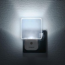 Integral LED Auto Sensor Night Light, Plug in Wall with Dusk to Dawn Photocell