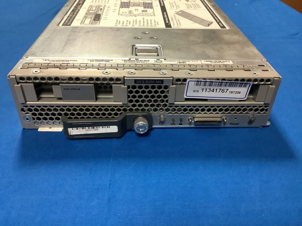 Cisco UCSB-B200-M5 Blade Server 73-17637-09	 CTO Chassis - Image 2 of 4